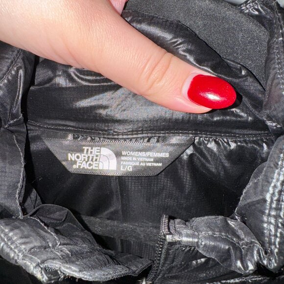 The North Face Women's Thermoball Trekker Jacket - Picture 5 of 8